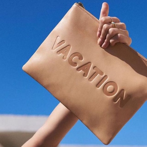 Madewell Handbags - 🆕 Madewell Vacation Large Clutch Oversized Pouch